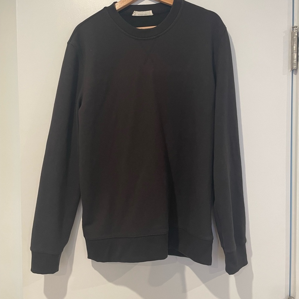 Everlane Black Crewneck Sweater Classic Minimalist Design